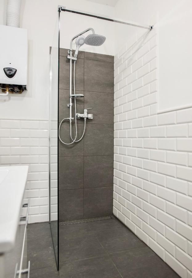 Apartament Delux 2 Legnica Ul. Kominka 16 Lejlighed Eksteriør billede